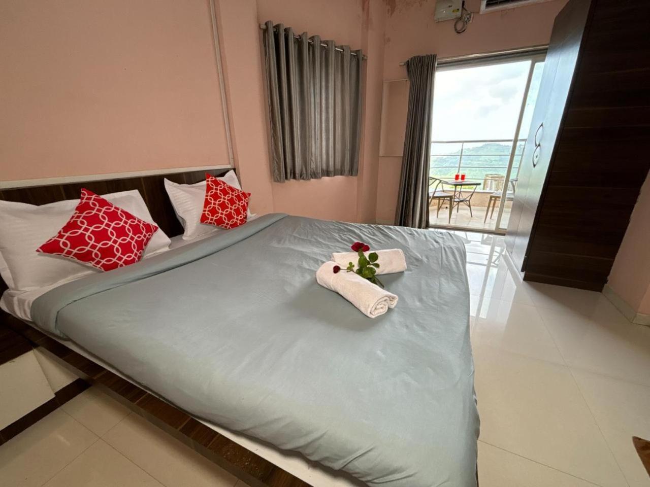 Hillview Rooms By 29 Bungalow Panchgani Εξωτερικό φωτογραφία